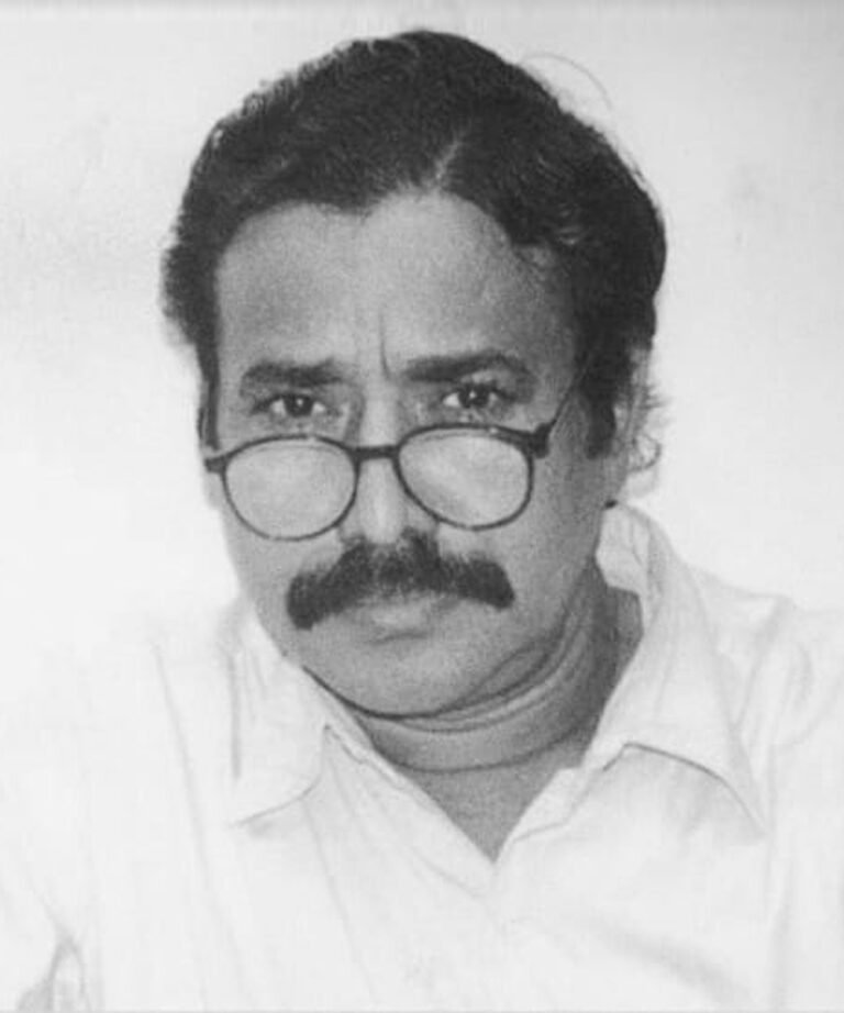 এখন যে কবিতাটি লিখব আমি - আবিদ আজাদ।