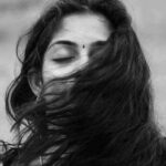 নতুন দিগন্ত- মন্দাক্রান্তা সেন।