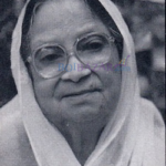 তাহারেই পরে মনে- সুফিয়া কামাল।