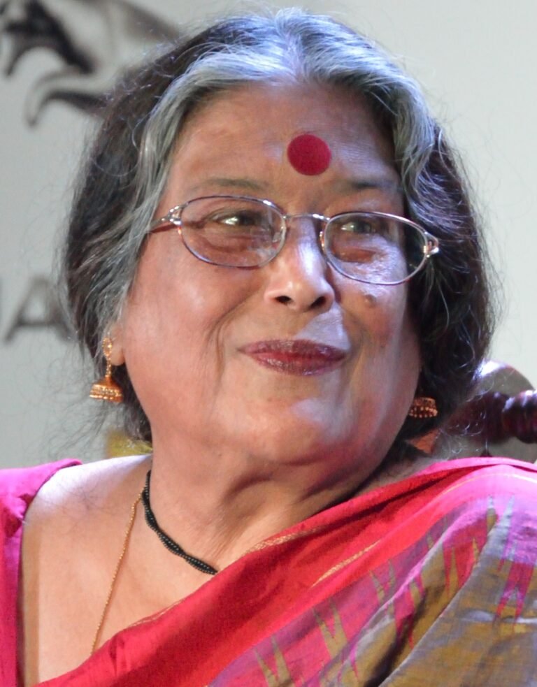 তারা খসে পড়ে- নবনীতা দেবসেন।