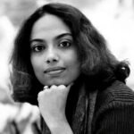 সাড়া – মন্দাক্রান্তা সেন।