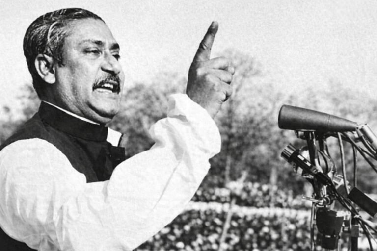 সাতই মার্চ ১৯৭১ - তসলিমা নাসরিন।